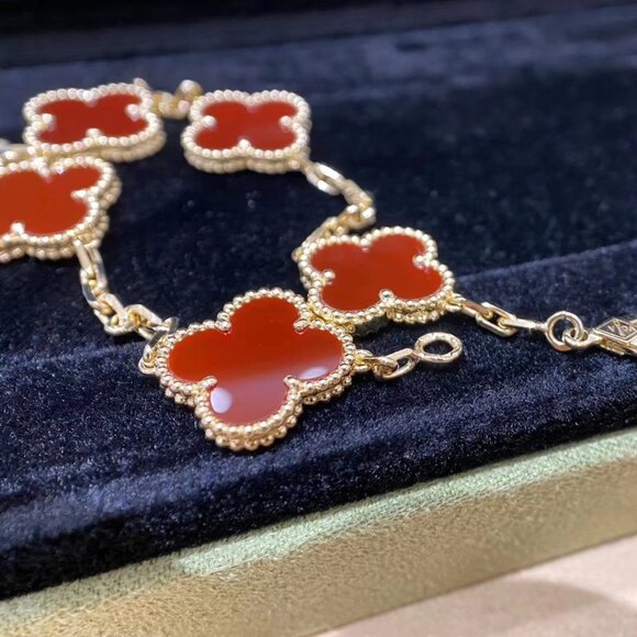 Van Cleef & Arpels bracelet